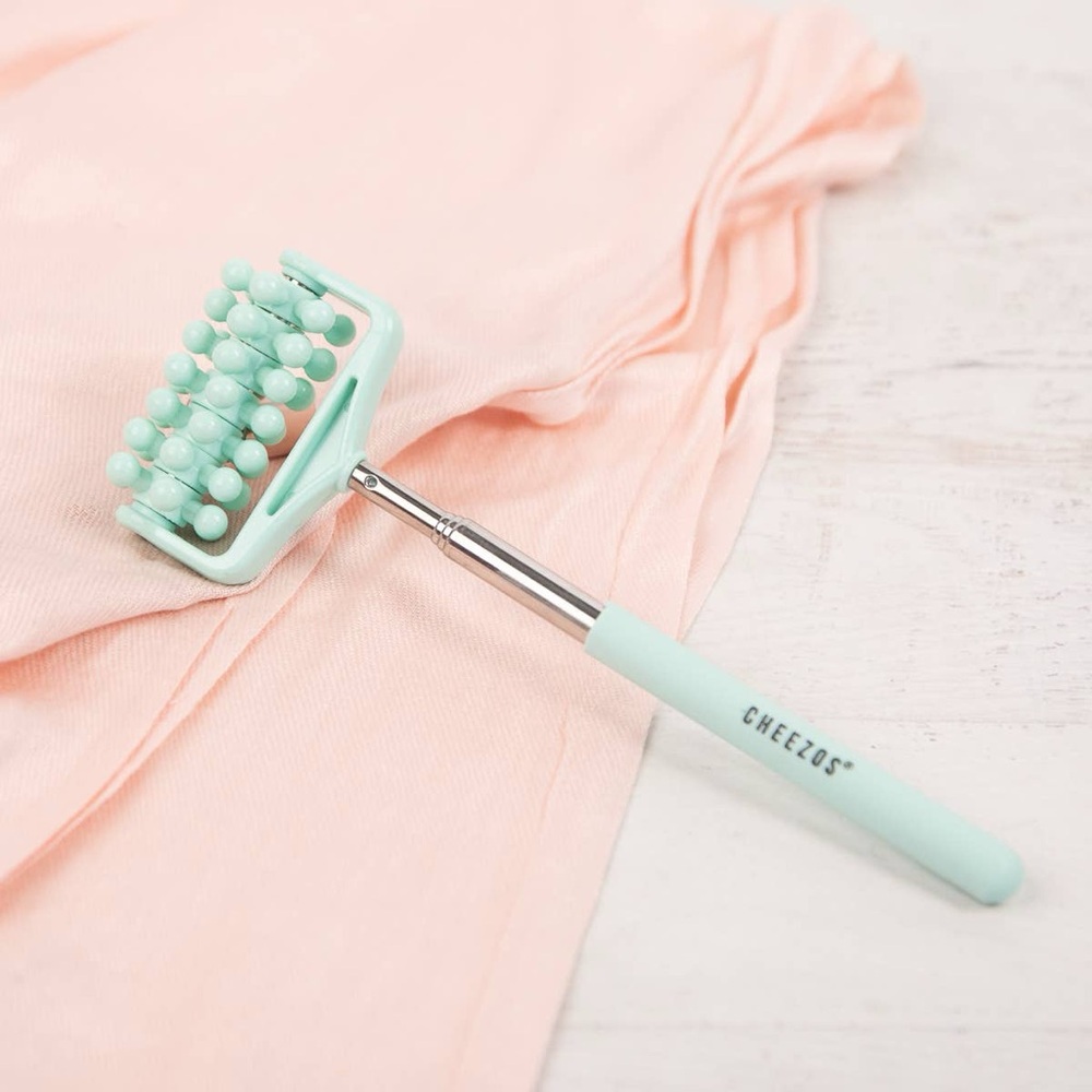 CHEEZOS - Extendable Back Massager